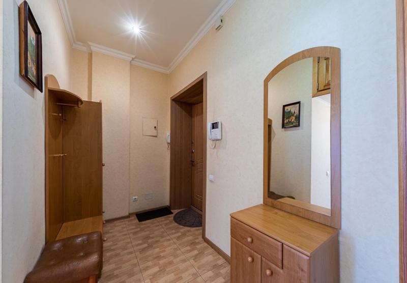 Apartment Near Lva Tolstoho Square Kiev Luaran gambar
